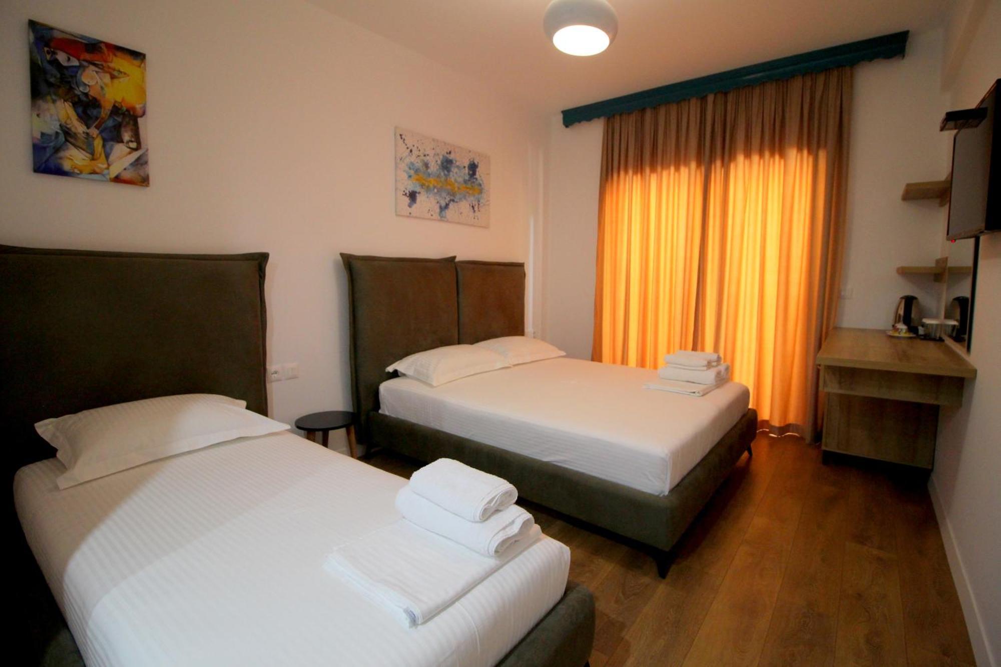 Ortus Rooms Sarande Exterior photo
