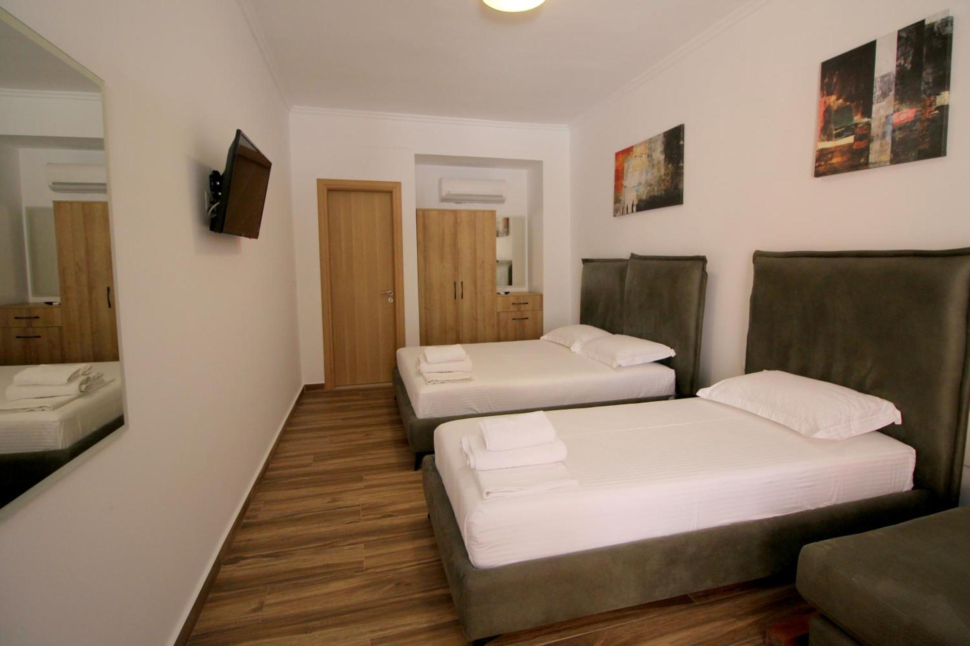 Ortus Rooms Sarande Exterior photo